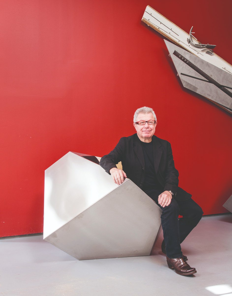hdfruehling's tweet photo. Samstag begrüßen wir Daniel #Libeskind! Er spricht zum Thema »#Architektur und Musik« in der Reihe, die auf Initiative des »Frühling« &amp; des Immobilienunternehmers Andreas #Epple ins Leben gerufen wurde! Hier ein Interview mit dem AD-Magazin!
https://t.co/Z0G9vLGU75 https://t.co/SDXsKde3rs