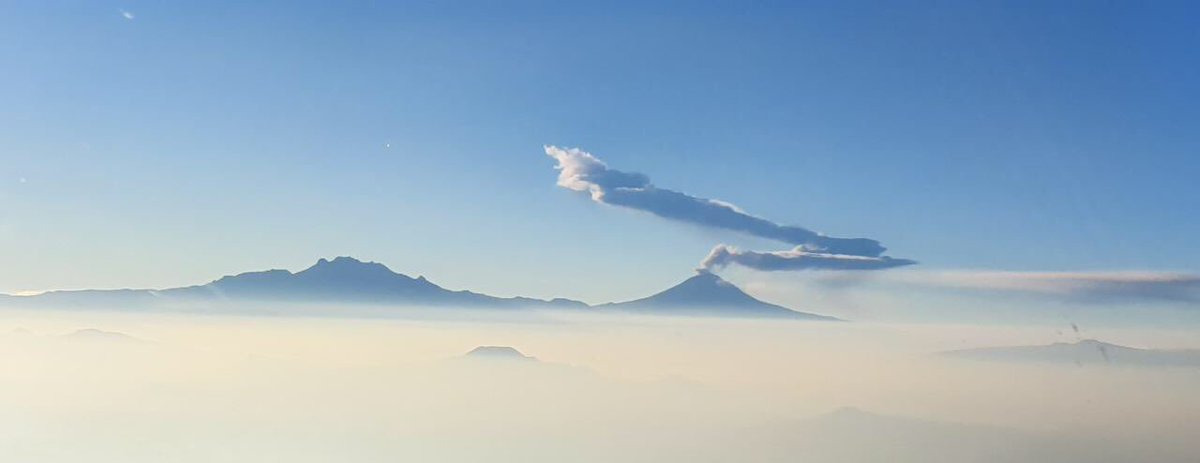 Brendagogo88's tweet photo. #Popocatépetl tomada hace unos minutos. https://t.co/GVzc4GLYRT