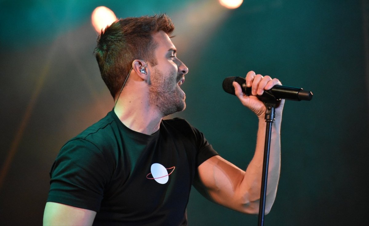MarcoRiveraQ's tweet photo. Noche de concierto con @pabloalboran https://t.co/u3N4hbdrER