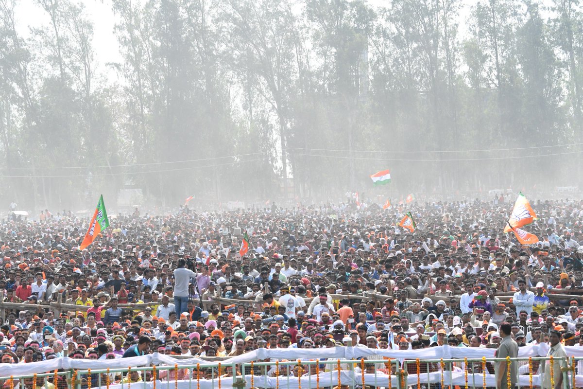 narendramodi's tweet photo. These pictures from Rudrapur indicate which Party is Uttarakhand's preferred choice!
Grateful to all those who joined the rally in large numbers. @BJP4UK https://t.co/W4D066hyrD