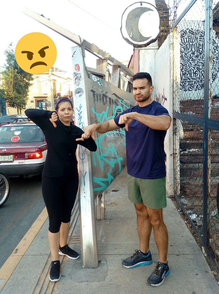 oaxruntours's tweet photo. #ReporteCiudadano
Queremos banquetas ACCESIBLES en #Oaxaca.
Estos parabus impiden el libre paso.
Hoy, Armando y Sara (EEUU) nos ayudan a concientizar nuestras autoridades.
@PeatonVigilante
@GobCdOax
@AtencionCdOax
@ComSocOax
@ComSegPubOax
@MunicipioOaxaca
@oswaldogarciaj https://t.co/ucFxHsimD5