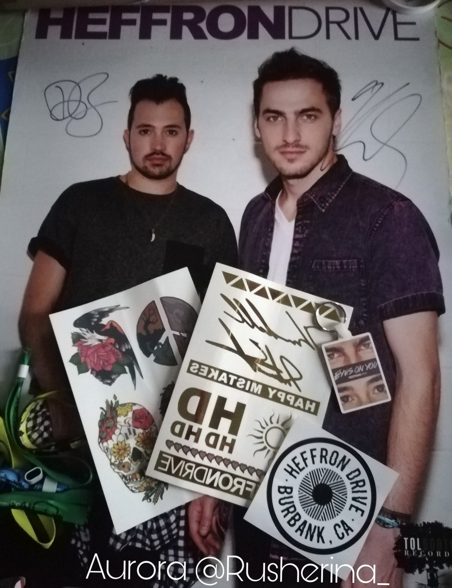 Rusherina_'s tweet photo. Thank you so much @HeffronDrLondon for these amazing stuff of @HeffronDrive and @dbeltwrites. I'm in love with this #HeffronDrivemerch and with my boys Kendall and Dustin #HeffronDrive #kendallschmidt #dustinbelt #DriversLoveHeffronDrive ๐๐๐โค๏ธโค๏ธโค๏ธ https://t.co/YAnBV8IOLP