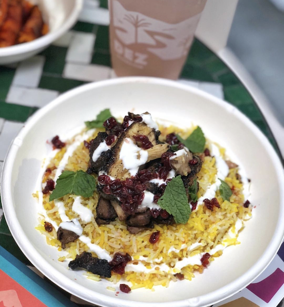 inthedez's tweet photo. Jeweled Rice anyone? Filled with Baharat grilled chicken, pistachios, herbs and mint lemon yogurt! 😍😍| 📸 @ girlswhoeat https://t.co/8EH78PSsbY