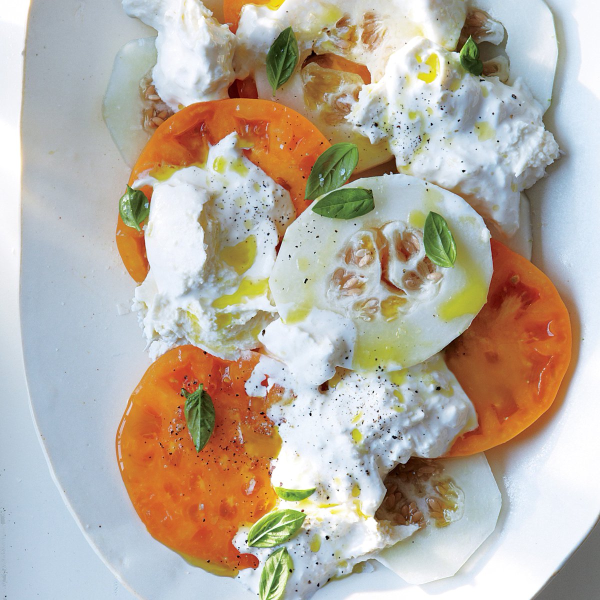 EArmataHuntsPt's tweet image. Check out this delicious Tomato, Pickled Melon, and Burrata salad recipe featuring the Galia Melon, which is one of the many different kinds of melons sold at E. Armata Inc.! ow.ly/cCQU30nSWs0