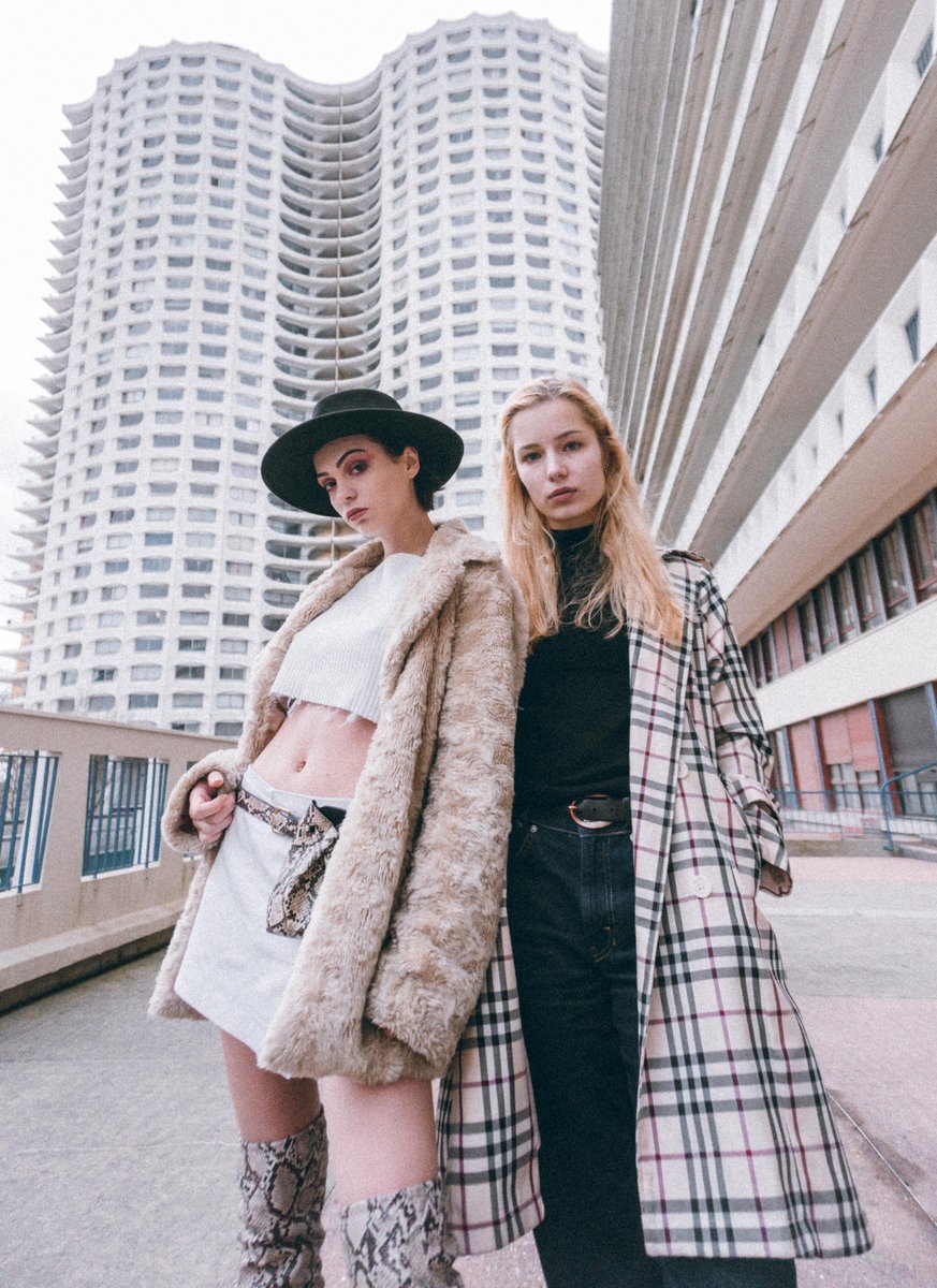 MAACHModelMgmt's tweet photo. Chapitre 1 : La ville.

Avec Uma et Solène.

L’histoire ne fait que commencer. 
Suivez-nous, de très belles choses arrivent.

Vidéo : @Gabin_Le_Roy https://t.co/3USEviK8JB
