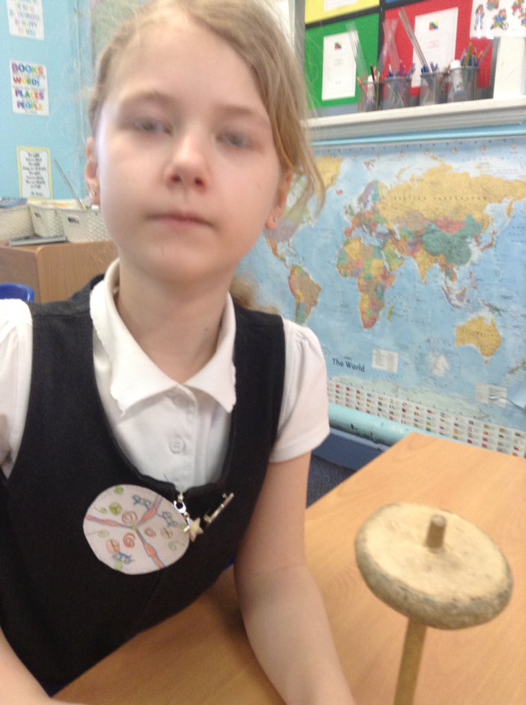 latimerprimary's tweet image. #latimerhistory #classPK We enjoyed making brooches on Vikings Day.