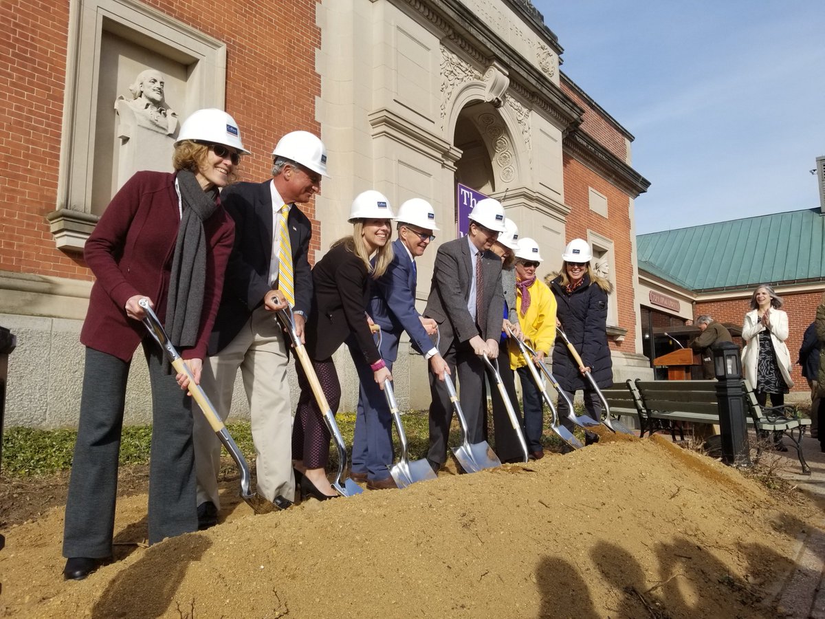 DRA recently celebrated the ground breaking of the E.C. Scranton Memorial Library project in Madison, CT. The renovation will increase the facility’s space from 17,000 SF to 37,000 SF.

tinyurl.com/y3w3qbu8