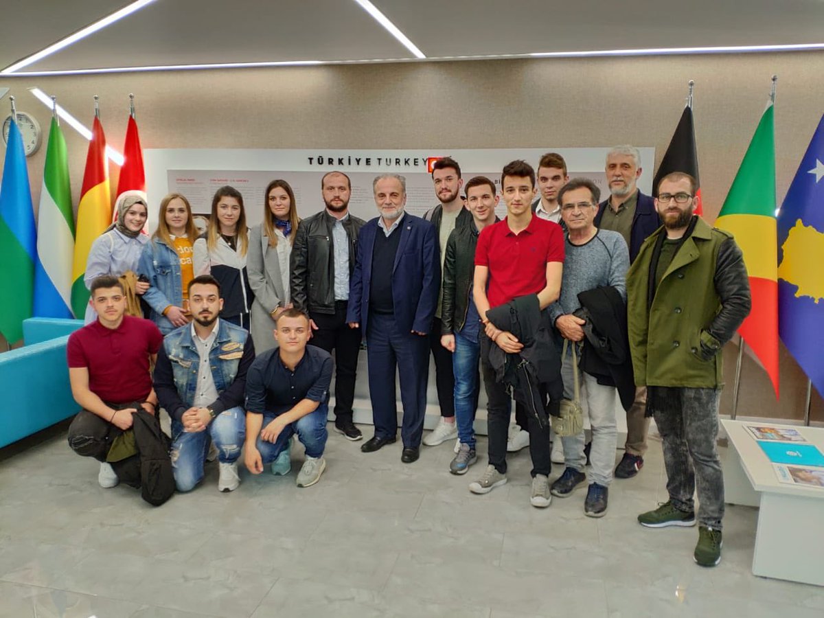 TekirdagBATOB's tweet photo. Bugün diğer bir ziyaretimizi de BESADER kurucusu ve eski Başkanı olan aynı zamanda  MAARİF VAKFI yönetim kurulu üyesi Yunus Torpil ve BESADER Başkanı Semih Şenkardeşler’e gerçekleştirdik, anlamlı ve özel bir gün geçirmemizi sağlayan herkese bir kez daha teşekkür ederiz.#batöb https://t.co/uizqCaUlmz
