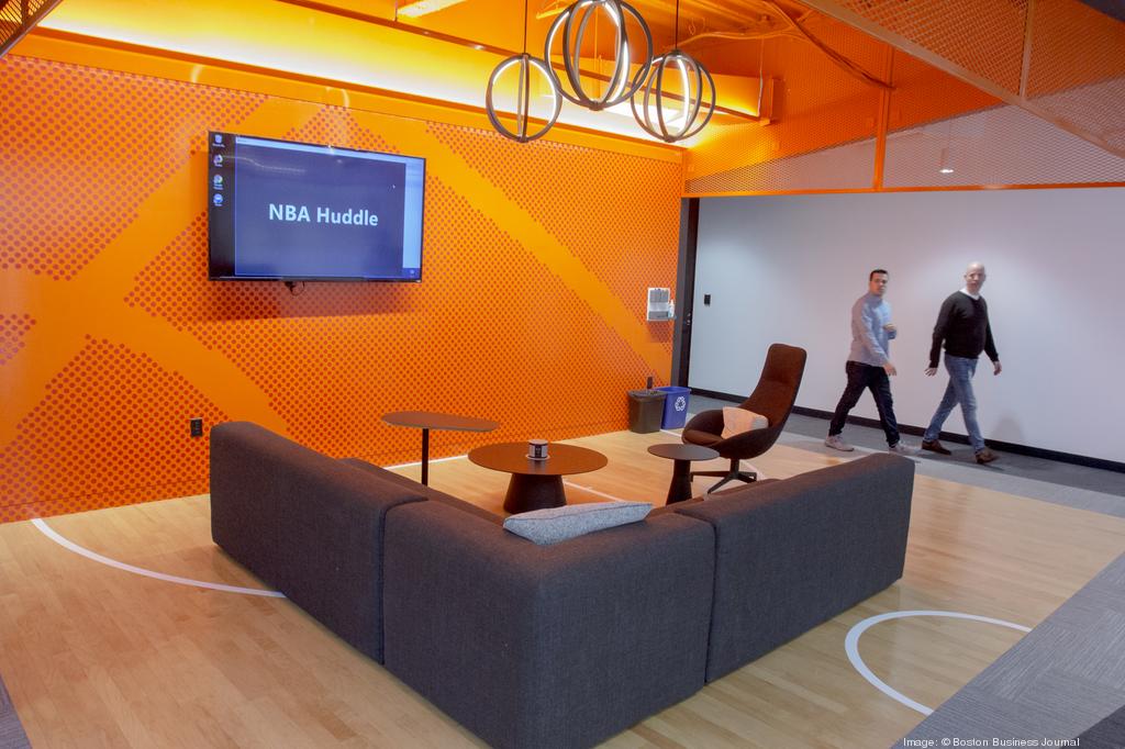 CDAConsultants's tweet photo. CDA was pleased to provide its AV consultation, design and commissioning expertise on innovative technology systems throughout #DraftKings’ expanded BackBay HQ. The project was completed in March 2019. https://t.co/VNmG5xpGG0 https://t.co/M6Za7iAQBc