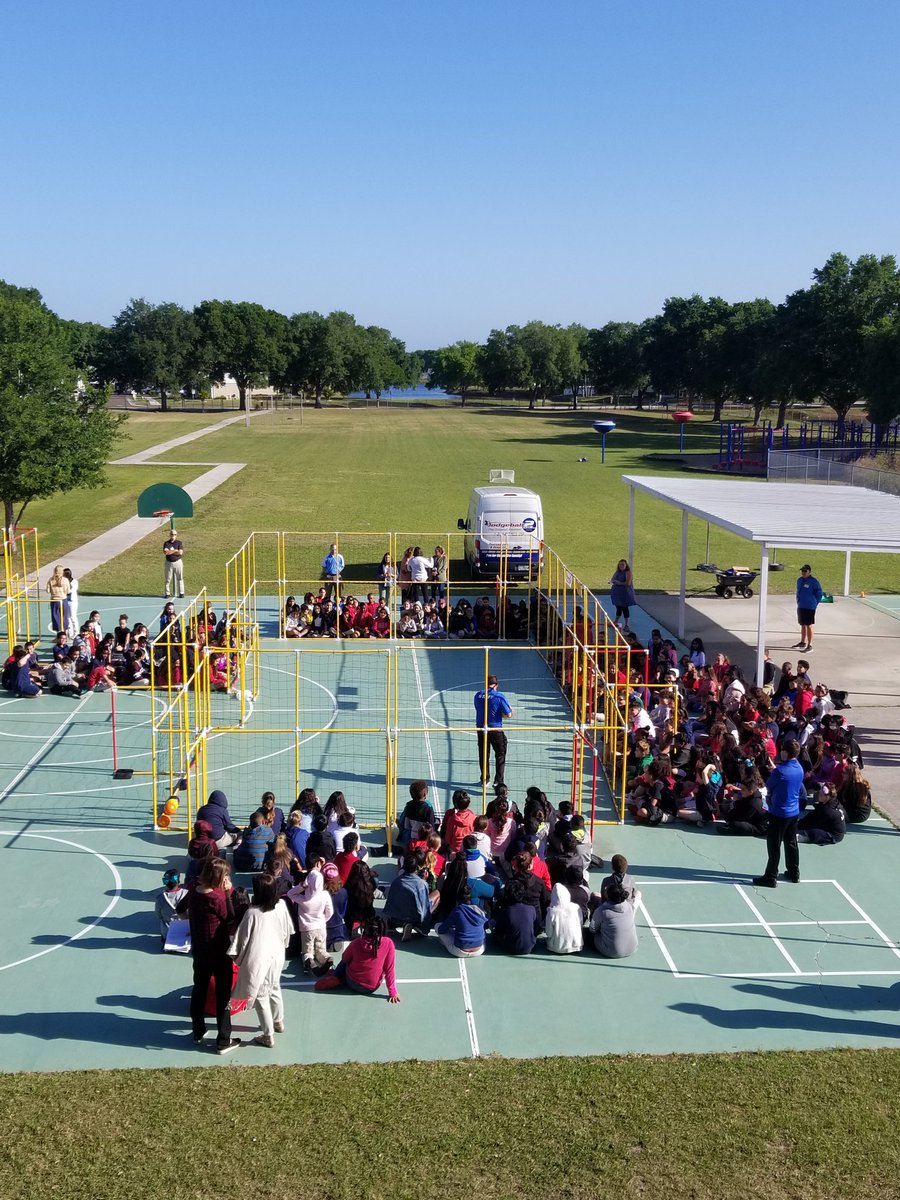 BeverlyHumbert's tweet photo. A BIG Shout-out and Thank You to @Dodgeball2you for introducing their #DodgeBullying program to our 2nd-5th graders! @MattHoffHCPS @HCPSArea2 @DrPhilipFrancis @CannellaElem https://t.co/fgkBr3tjxr