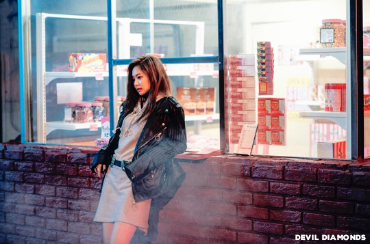 DVR3DEVILSTWT's tweet photo. #DevilDiamonds '휘파람'(WHISTLE)' Sofia Teasers 

Special Single 
✅ 2019.03.29 6AM (KST)

#휘파람 #SPECIALSINGLE #VALERIA #HANEUL #SOFIA #DENNISE https://t.co/ecLf9Orc0n