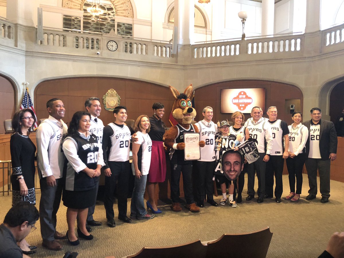 COSAGOV's tweet photo. In honor of our beloved @spurs retiring the legendary @manuginobili's jersey, here's a #TBT to last year’s #ManuDay! #GoSpursGo #GraciasManu 🏀 https://t.co/kkv2T71TrV