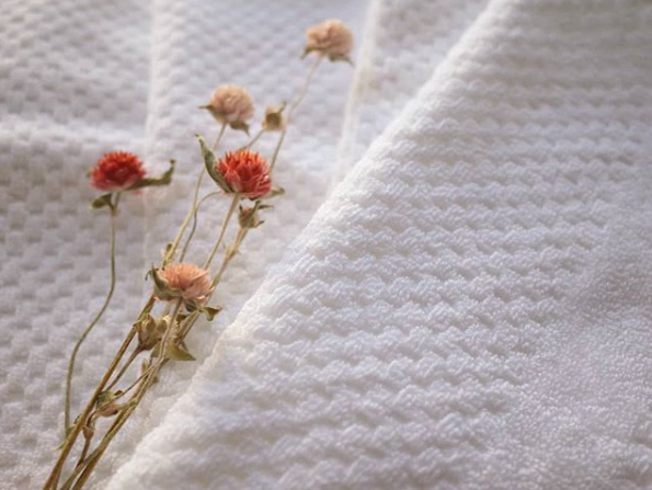 ILuvSailing's tweet photo. Spruce up your boat and home with our Honeycomb Extra Absorbent Bath Towels. In addition to the standard hand, wash and bath towel sizes, this is also available in a sheet size for those of you who like extra large bath towels (don't we all!). https://t.co/kO6rVwx4bN https://t.co/5uqHibTTBa