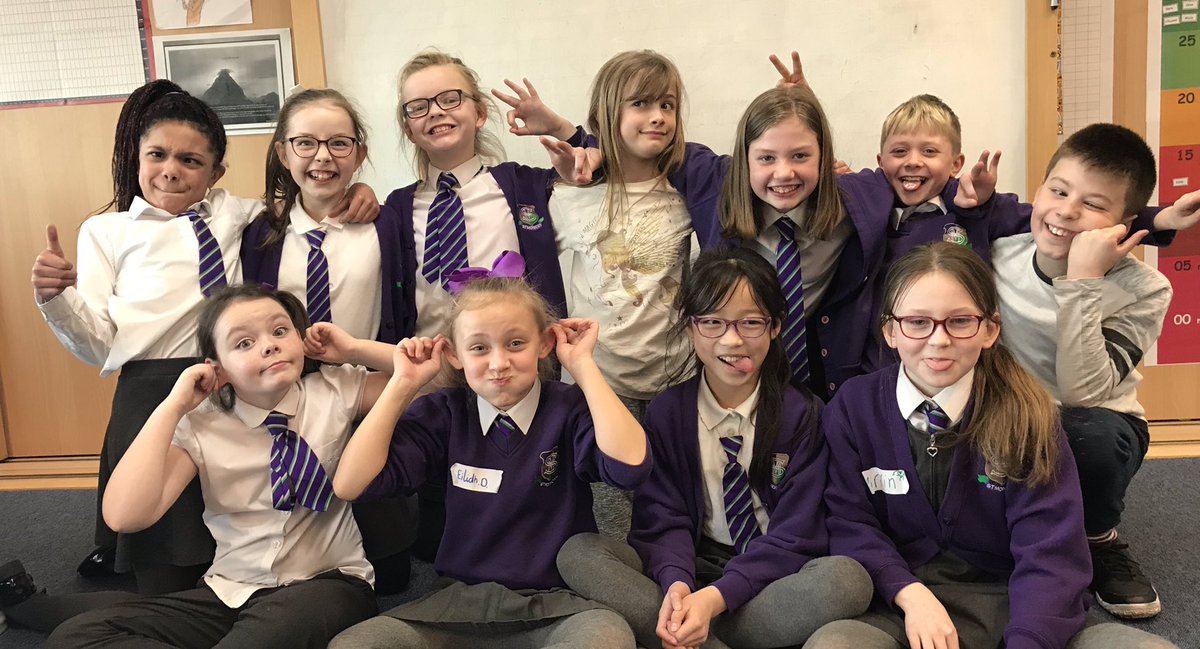 miss_dodwell's tweet photo. Film club celebrating completing our school’s 10th anniversary short movie #MovieMaking #10YearsOfLearning #10YearsOfFun 📹🎞🎬 @StMonicaMilton https://t.co/qqq0rooYjQ