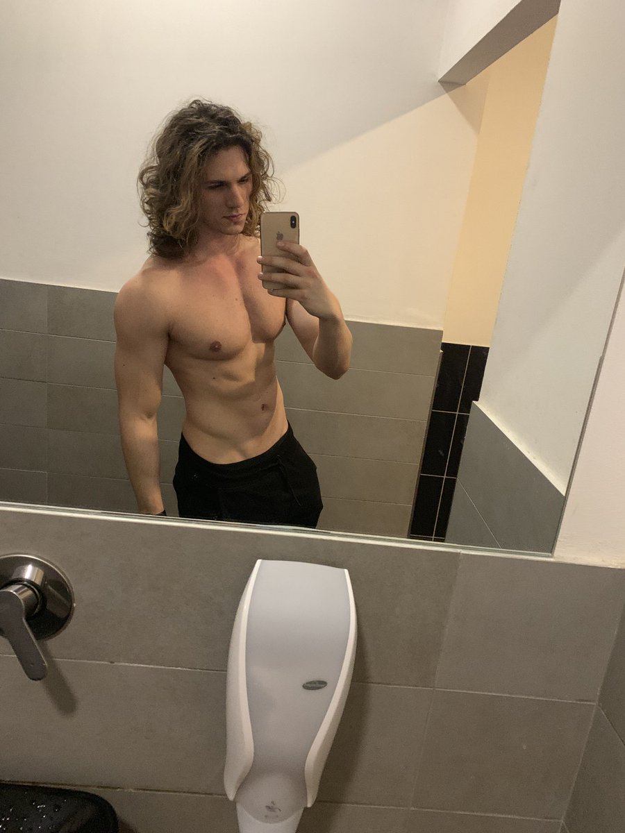 marcodelia97's tweet photo. Restarted My #Routine:
- Eating Clean ✅
- Taking #Supplements ✅
- #Yoga and #Meditation ✅
- #Workout ✅
- Rearrange My #Bedroom ✅
- Shower and #Skincare ✅
- Body and Facial Hair #Grooming ✅
- Post On Every #SocialMedia ✅
- Reading #Books ✅
- #Breating Exercises ✅ https://t.co/n6ruAI6Qqq