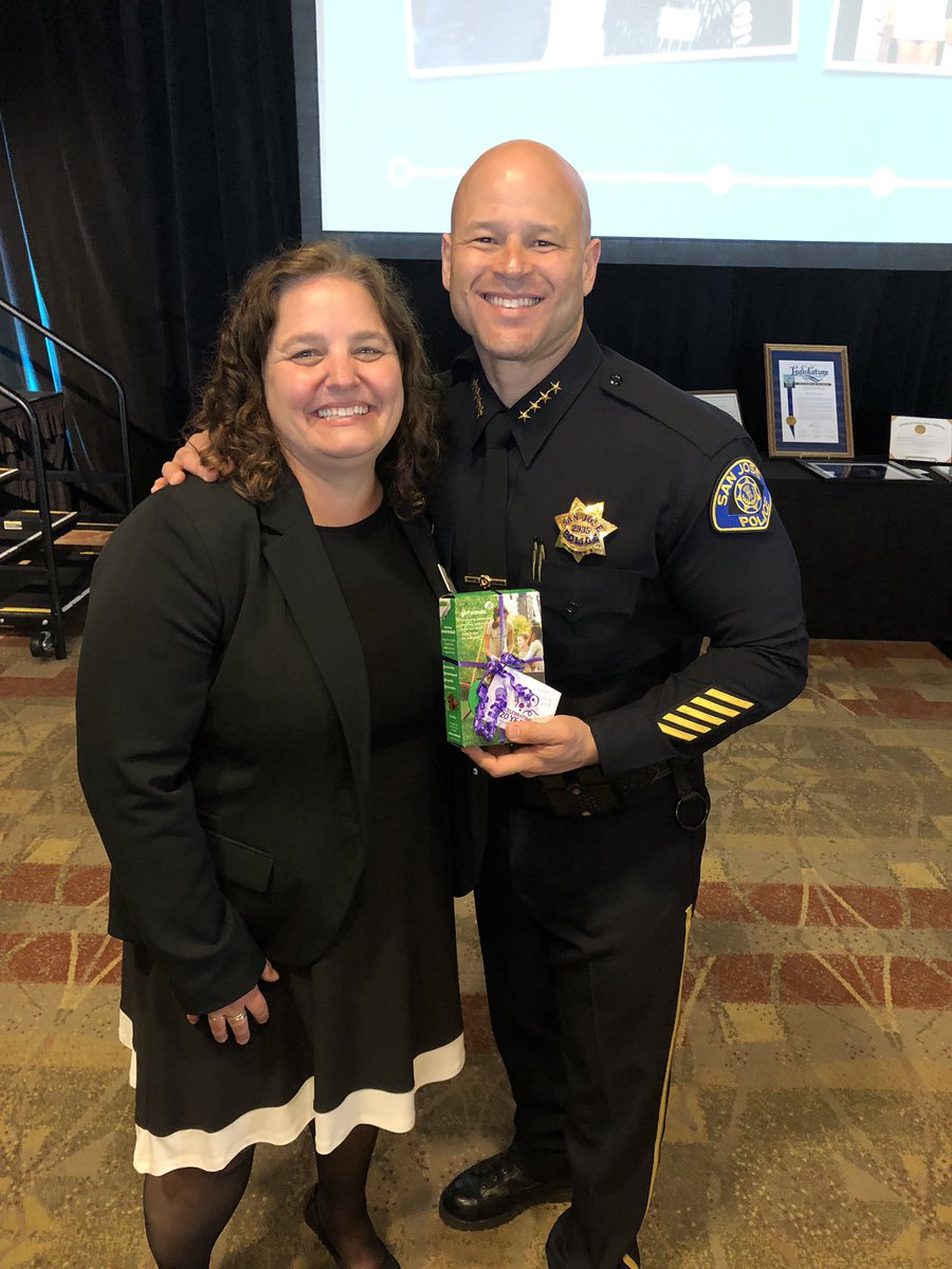 sjpdchief's tweet photo. Amazing event!! And what says “Thanks for MCing” more than Thin Mints!!!??! #PROJECTCORNERSTONE #YMCA https://t.co/vpbFdGI2KX