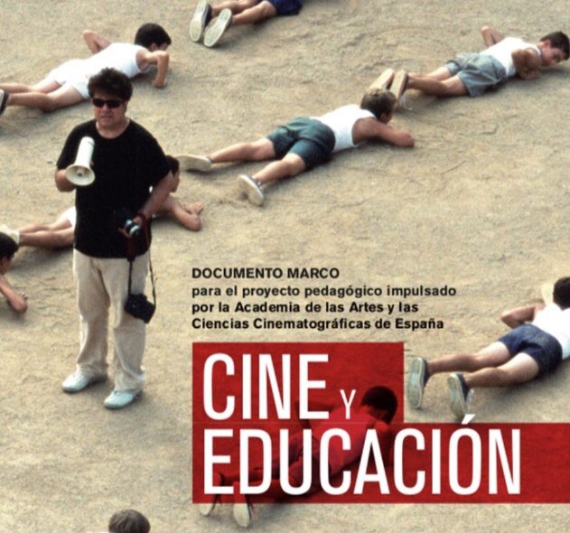 iElenaR's tweet photo. La @Academiadecine ha presentado hoy el libro #cineyeducacion 🎞📚 ¡Gracias, @londones, por todo lo que has hecho para que este proyecto sea posible! Descarga gratuita aquí 👉 https://t.co/fVam2kyxf6  #SinElCine https://t.co/0nFmKuWfax