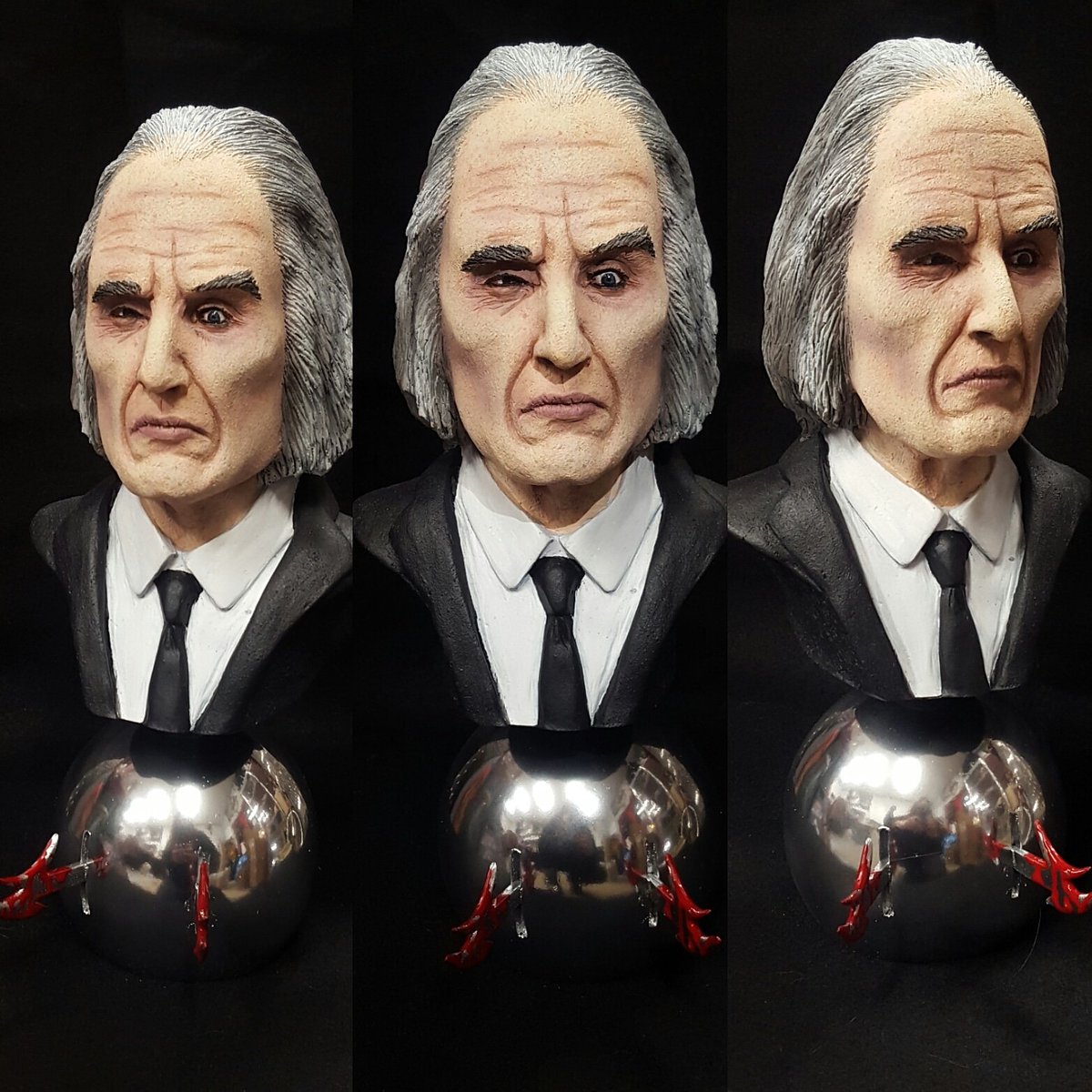 RavenousEFX's tweet photo. Today is the 40th anniversary of Phantasm! BOY time can fly!
1/3 Scale TallMan Phatasm fanart resin bust.11.5",hand painted. $155.00 USD/$200.00 CAD Dm for ordering or details.
#phantasm40thanniversary #Phantasm #angusscrimm #thetallman #phantasmthetallman #horror #horrorobsessed https://t.co/hVfiHyTssS