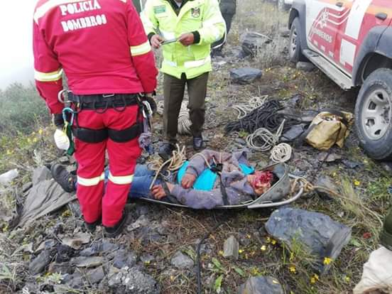 NChaquenito's tweet photo. @LA_PAZ
NUEVO ACCIDENTE EN RUTA A LOS YUNGAS DEJA AL MENOS 3 MUERTOS https://t.co/WWhv134x7Z https://t.co/IUfJ22qOtx