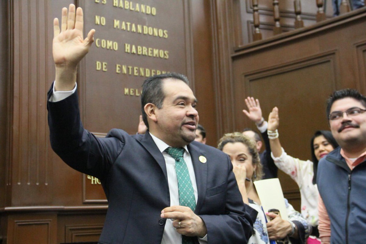 Indispensable reformar la Constitución de Michoacán, porque no cumple con el principio de equidad de género y no garantiza el derecho a decidir de manera libre, responsable e informada sobre el número y el espaciamiento de los hijos.

#TonyDiputadoLocal