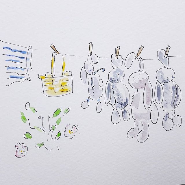 DotHoxton's tweet photo. Washing day for the bunnies #childrensillustration #childhood #childrensbookillustration #watercolourpainter #watercolouroftheday #watercolor #paintingoftheday #hackneylife #hackneypainter #backgarden #toddlerlife #mumlife #hackneymums https://t.co/9VPVnxJlXE https://t.co/puYQsg2fYu