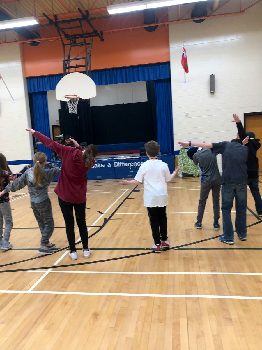 SMESBelleville's tweet photo. Thank you @QuinteBallet for coming out and giving us all the hip-hop moves today! https://t.co/HMoVO5LbpS