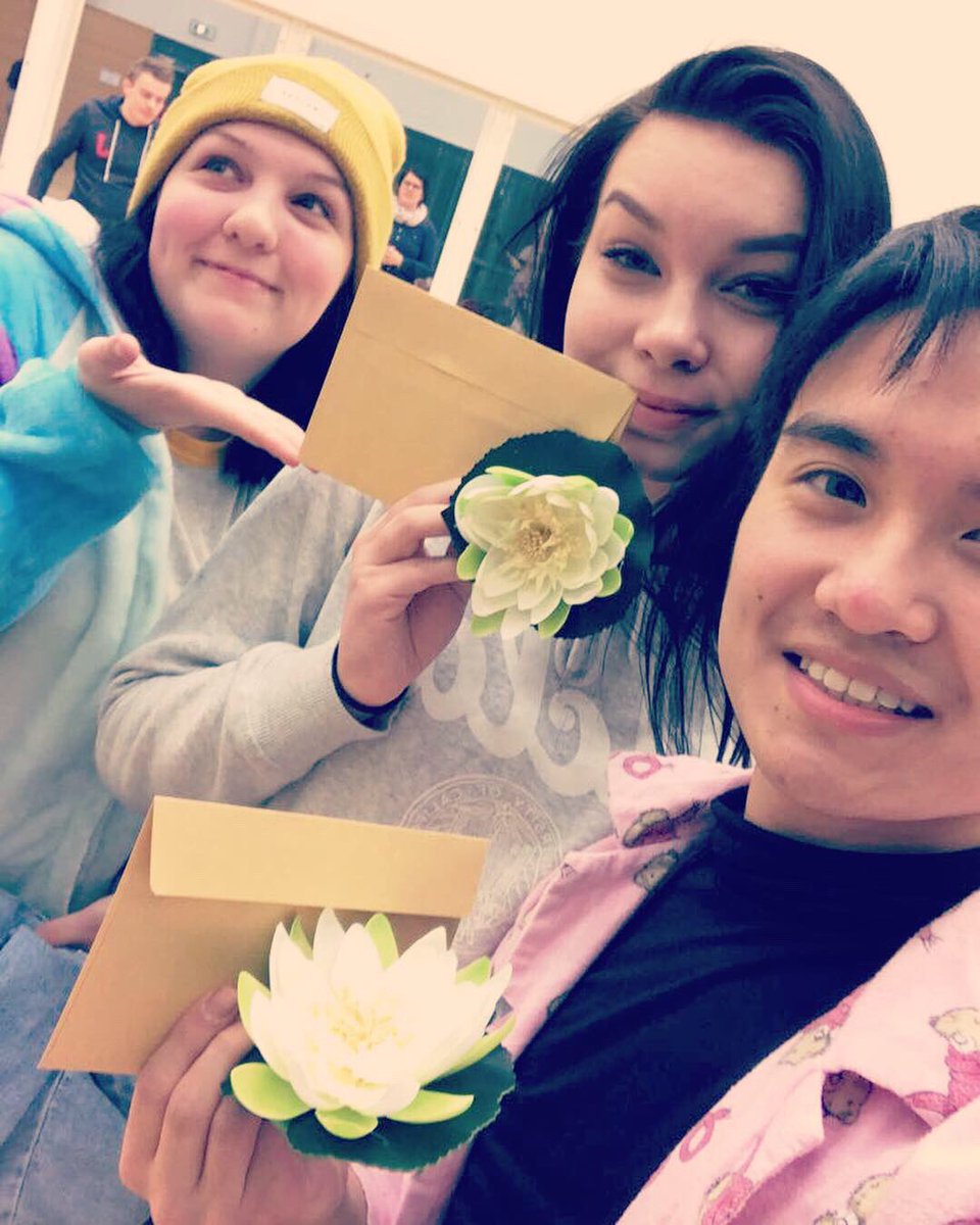 AkaiXStarXCon's tweet photo. The Olumpic Champion!!! The Champions are allowed to smile!!! Now we would like to go to take a pizza for the victory 🍕 Thank you @epopisto for the funny event 🥇🎉 #The #Olumpic #TheOlumpic #Champion #Champions #TheOlumpicChampion #TheOlumpicChampions #Prize #Victory #Pizza https://t.co/ScNQScpPpp