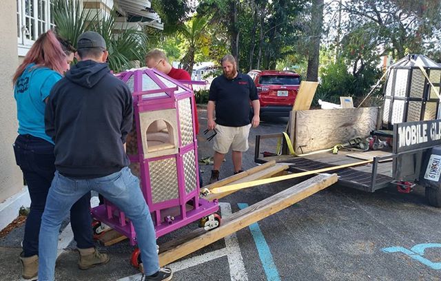 SZemblowski's tweet photo. Yesterday we unloaded two dragon glass furnaces. Today I sold tee-shirts as my volunteer hours for the #GAS2019 conference. I'm having a blast hanging out with my work fam. .
.
#gasstpete2019 #glass #demos #volunteering #ilovemyjob #ohtheplacesyourdragon… https://t.co/mkEyARljAT https://t.co/ttHbv8F8bM