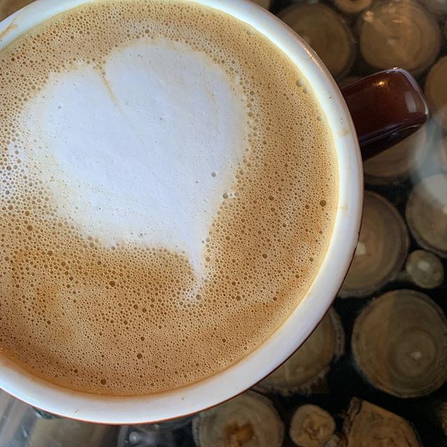 RomanceCEO's tweet image. Copa vida. 
#texture #framwork #texture #lovelife #itwillloveyouback #bethematch #latelatelatepost #serenade #timeforcoffee #sushiontherocks #latte #love #heartshaped #drinkfromthecupoflife bit.ly/2V0SMNt