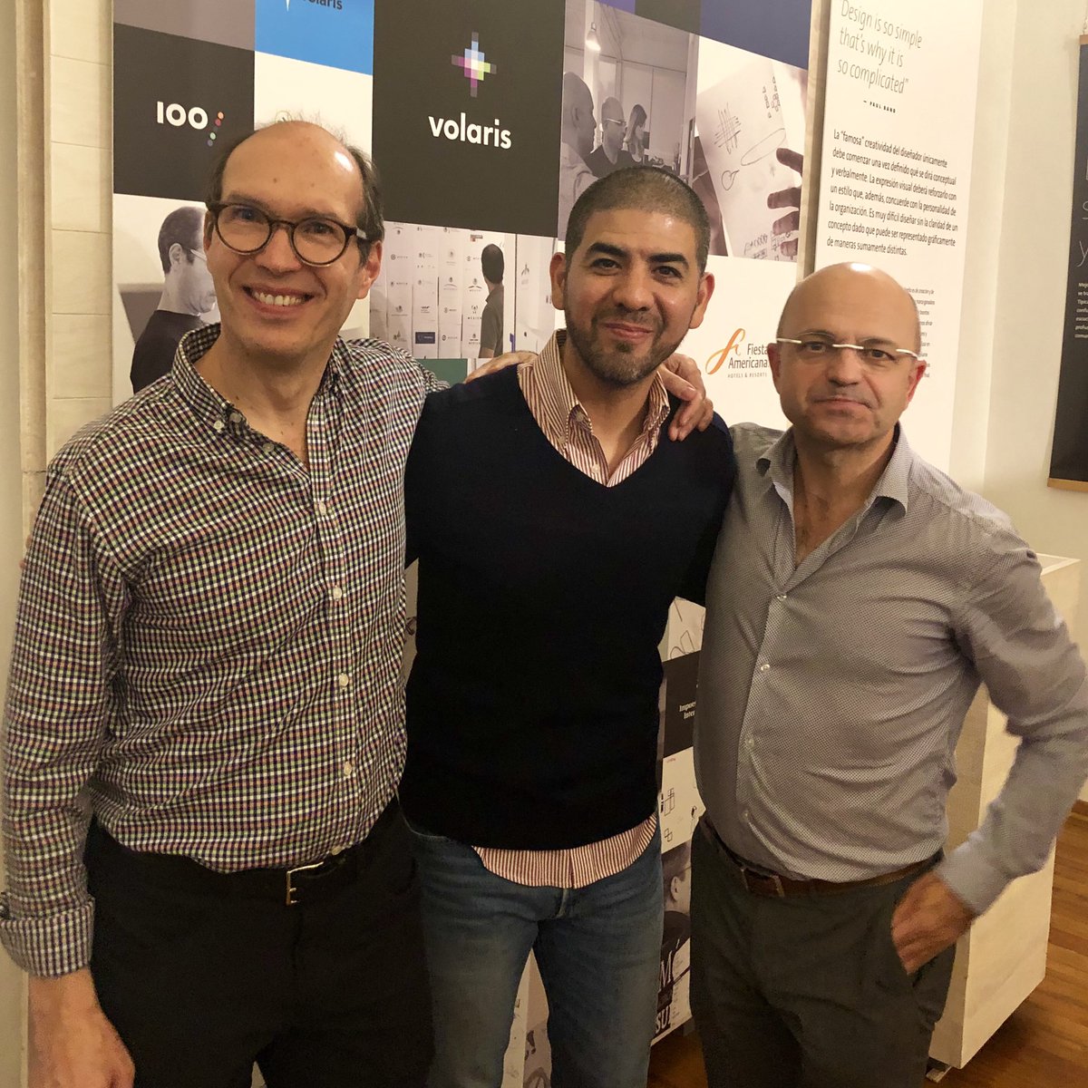 carloslosan's tweet photo. Ayer me tocó estar en el @MUMEDIDesign acompañando a los #Ideogramos en su inauguración de “La Revelación de Marcas” #ideograma20años la cual no se pueden perder.
Muchas felicidades a todo el equipo de @_ideograma @juancarlos_fe por sus 20 años, sin duda han dejado una marca. https://t.co/YCv0E9uImW