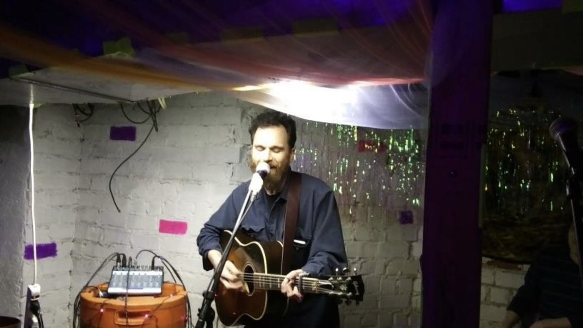 not an Airplane (@notanairplane) on Twitter photo 