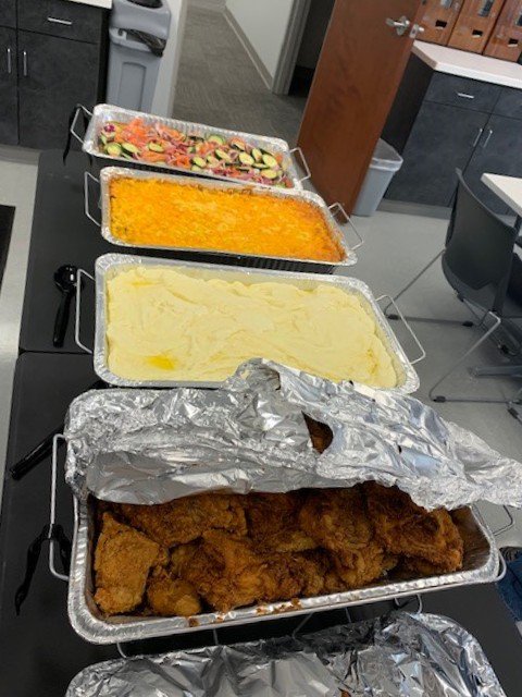 Inpro_Careers's tweet photo. It's Lunch Day at Inpro! All employees at the Charlotte, North Carolina office enjoyed the comfort food of the south from Mr. Charles Fried Chicken! #Inproemployees #lunchday #CharlotteNC #inpro https://t.co/gAJjGp8Kqa