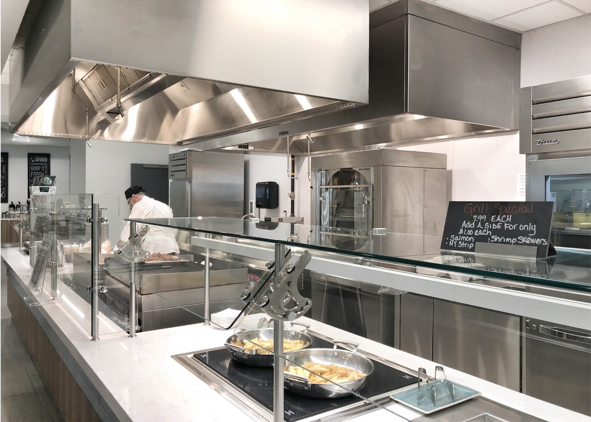baringfoodequip's tweet photo. A display of Baring's work at the new Gartner Skyplex in Fort Myers, Florida. https://t.co/6HaH3nvaIl