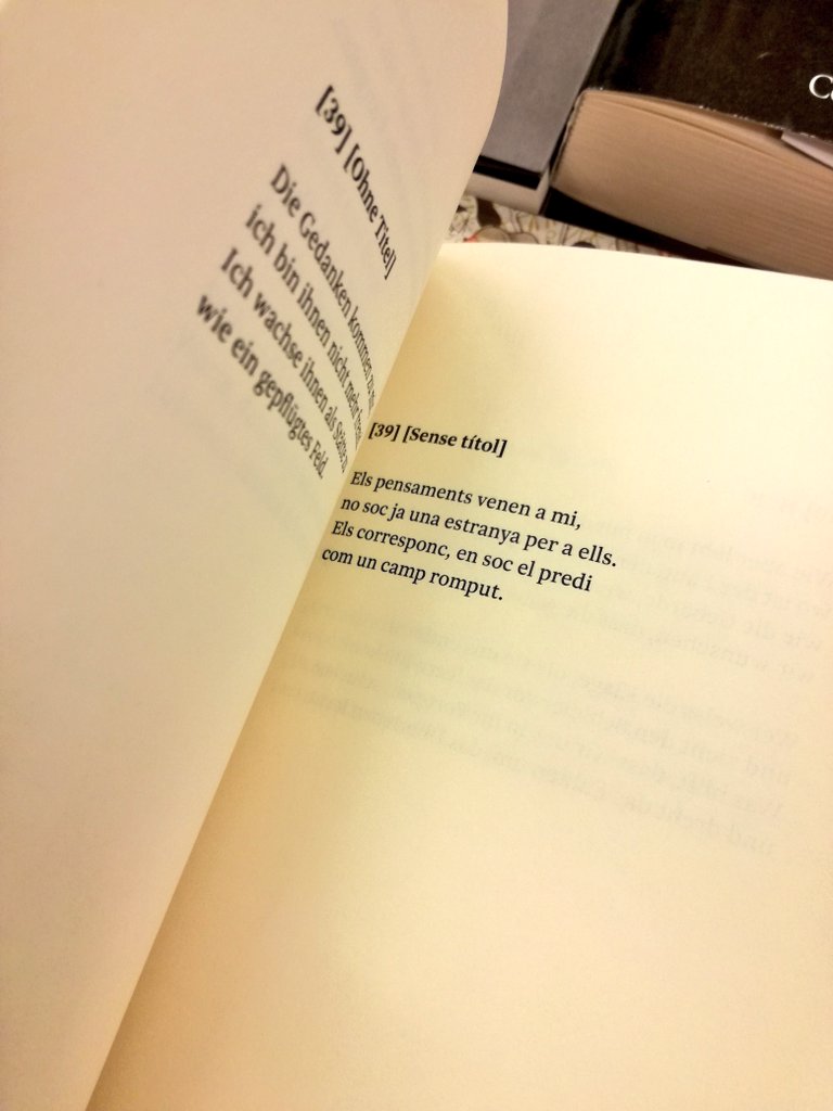 Mònica M. (moniimartinezzz) Twitter