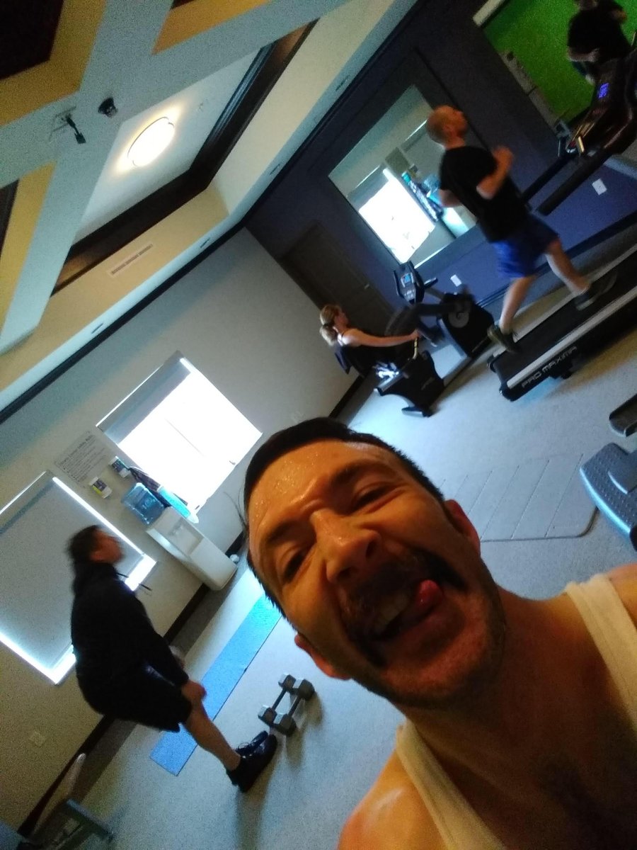 Wild Earp tweet media