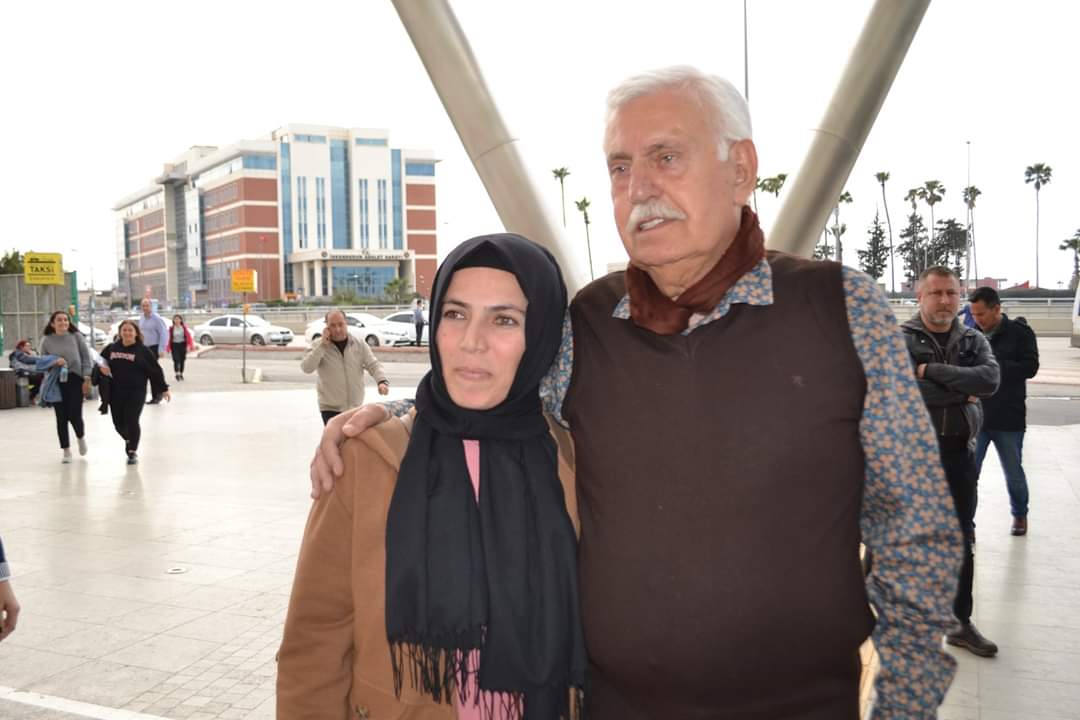 _meteaslan's tweet photo. PRİMEMALL Alışveriş Merkezinde değerli dostlarımızla bir araya gelmenin mutluluğunu yaşıyoruz. Zafere doğru çıktığımız bu yolda gösterilen teveccüh attığımız en büyük ve en güçlü adım olmaya devam ediyor. Gösterilen samimiyet ve ilgi için teşekkür ederim.

#DemokratParti https://t.co/8G5UsCqFT7