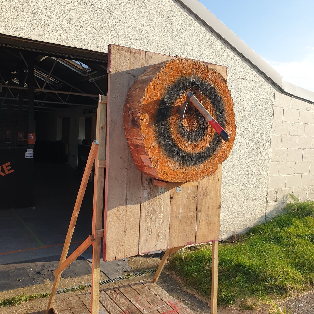axesnescapes's tweet photo. Look what we made ☠☠☠
#axethrowingontour https://t.co/TE2NB2u7Wi