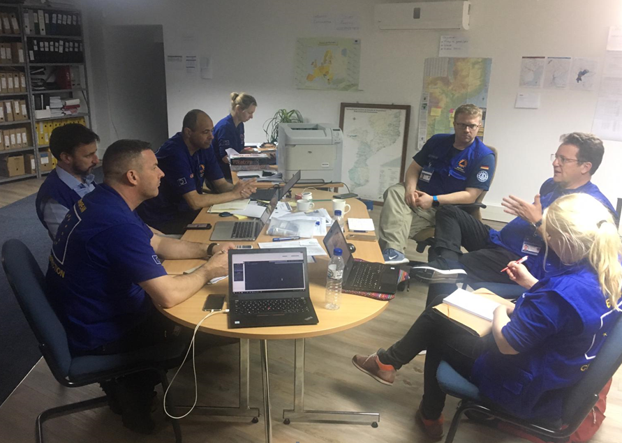 European experts have been in #Mozambique since last week to coordinate the arrival of aid from EU Member States channelled via the EU.

More assistance is arriving in Beira and surrounding areas, including water purification systems and field hospitals. #EUCivPro