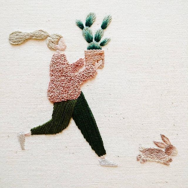 Makeologyca's tweet photo. Plant lady! This embroidered scene by @slow_evenings_embroidery is just so sweet! .
.
.
#embroideryinstaguild #modernembroidery #dmccrafts #dmcembroidery #embroiderylove  #slowstitching #makeristfrance #bordadolivre #haft  #inpraiseofslowness #livesimple… https://t.co/CCWFBX032l https://t.co/Sjx3tbT3OD