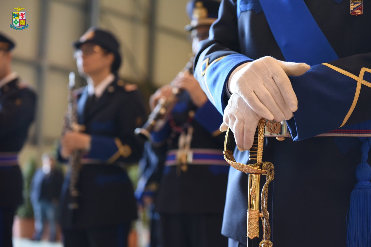 ItalianAirForce's tweet photo. Al seguente link 👉🏻 https://t.co/WMCnr6rLNc
la clip della cerimonia che si è svolta #oggi al 31° Stormo per il 96° anniversario dell'#AeronauticaMilitare
#96AM #UtilialPaese https://t.co/Rg7EeNbeSl