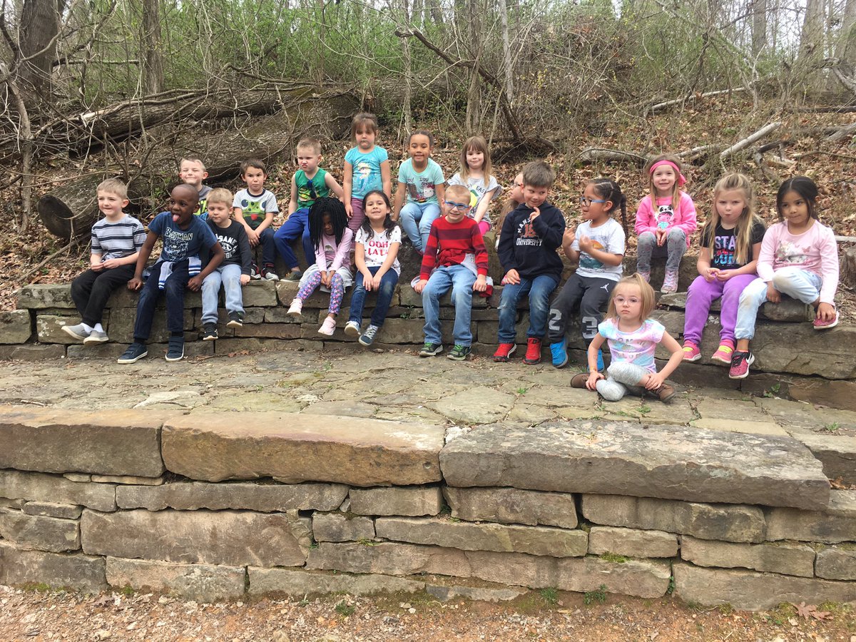 Room2RocksTRPS's tweet photo. Room 2 went on a hike to visit Sassy the Sasquatch after we read The Sasquatch Escape.  She left us a sweet snack back in our room. #excellencebeginsTRPS #Room2rocks https://t.co/FBoyDZvo1B