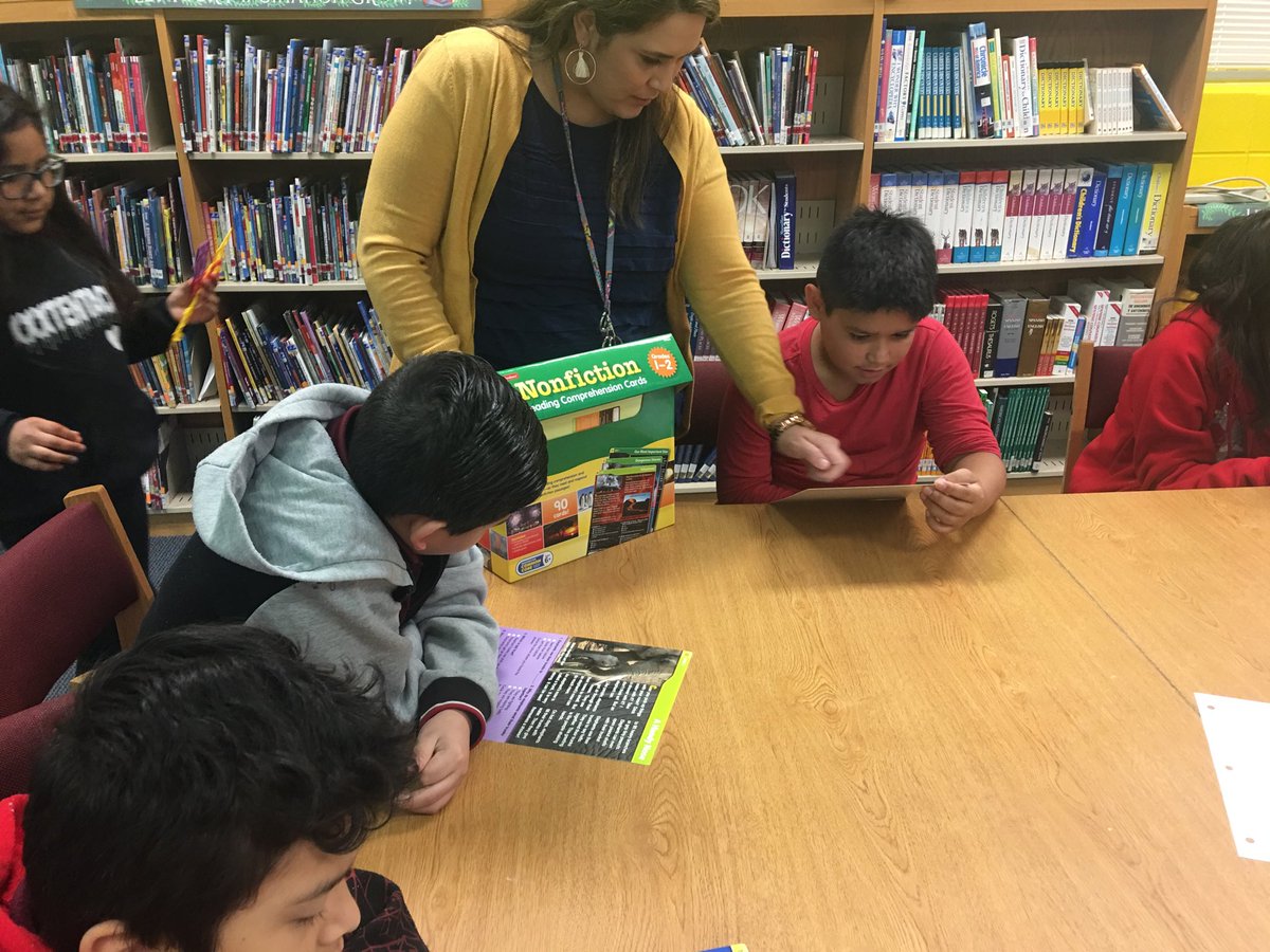 Cisneros_Lib's tweet photo. It’s always a treat to review Nonfiction text features—even in the Library! 😀@ROYCISNEROSES @EISD_LMS #RCMakingConnections #3rdGradeScholars https://t.co/v6McXFuXJk
