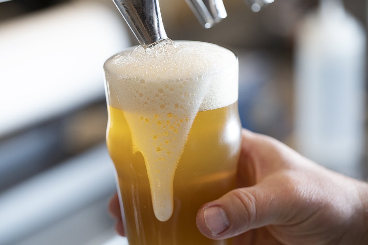 If you haven’t heard, our Naperville location is closing. We’d love for  you join us for one last beer and a cheers to five great years. All draft beers are $3 until we close, and you can save 30% or more on most  items in the Market, while supplies last: untappd.com/v/standard-mar…