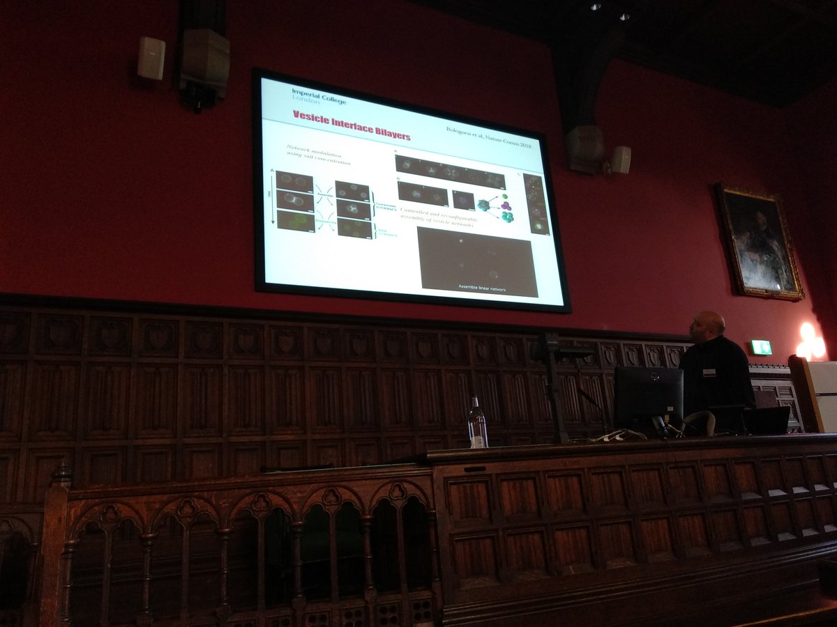 XiKing2's tweet photo. Thanks to Prof. Ces @Cesiboy1 for his inspiring talk at #synbio workshop about the formation of asymmetric membranes and cascade reactions in lipid vesicles. @UofGEngineering @UofGSciEng @UofGlasgow @ElijaNazar @LouiseMMason https://t.co/6BcO5FIGzC