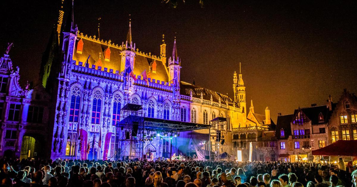 26th July free concert at Moods Festival in Bruges Gothic Burg Square
the.proclaimers.co.uk/moods-festival…