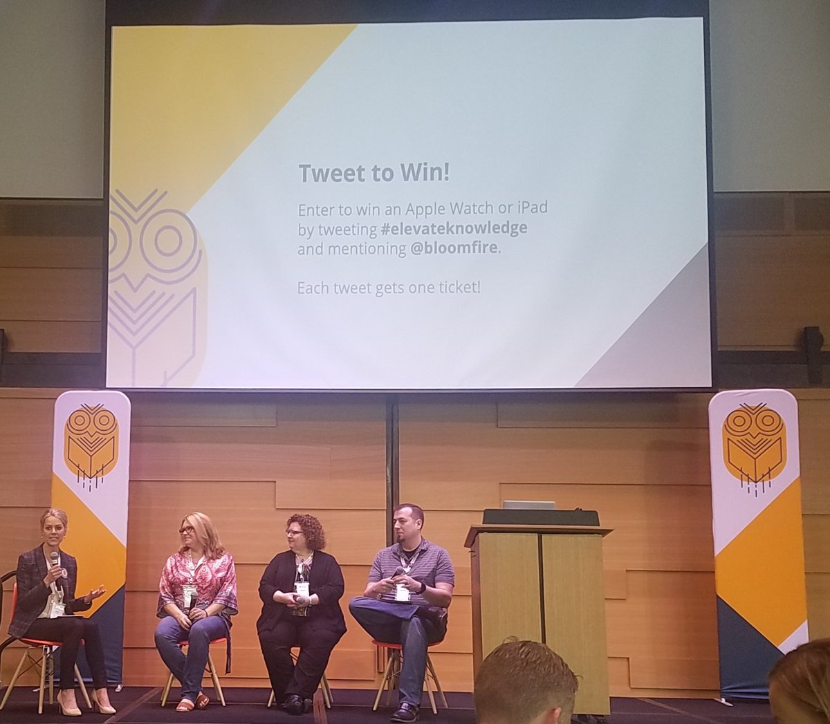 melanie94140133's tweet photo. A good ole fashioned panel interview with the Sam Schneider, @Bloomfire VP of Client Success featuring panelists Patrick, Karen, and Jenny. Great to learn from others' experience - mistakes and successes.
#elevateknowledge https://t.co/OfJ3sIUGXS