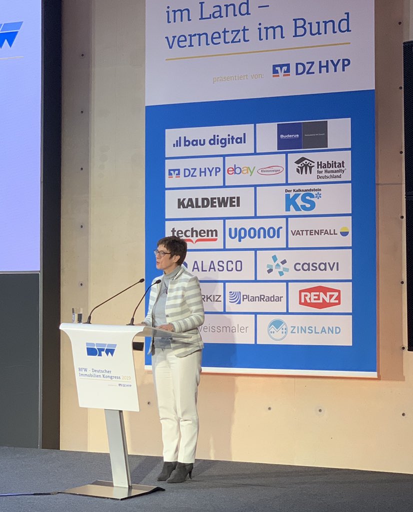 AKK sagt <a href="/ZINSLAND/">ZINSLAND</a> und der gesamten Immowirtschaft <a href="/BFWBund/">BFW Bundesverband</a> ihre Unterstützung zu. Na denn...