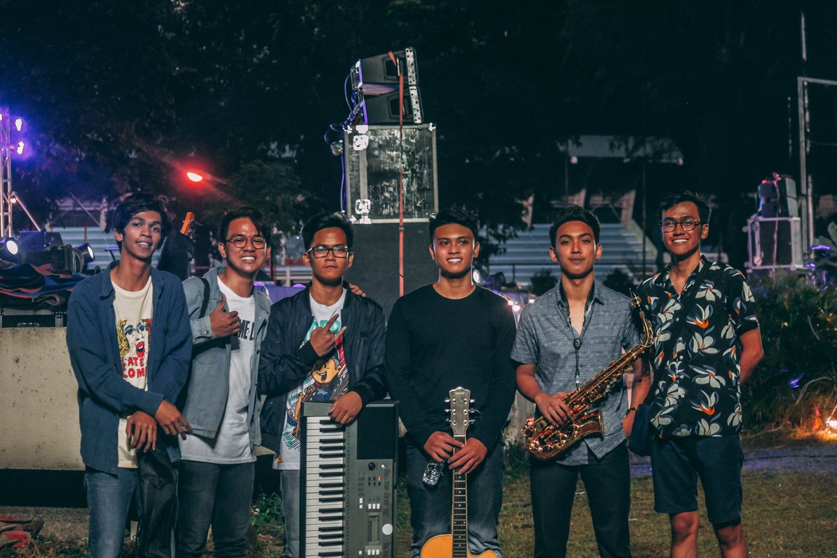 RajeBand's tweet photo. Thanks for the great night BUeños!

📸 Godwin Manzanilla @mnznll https://t.co/tMHXxxElVJ