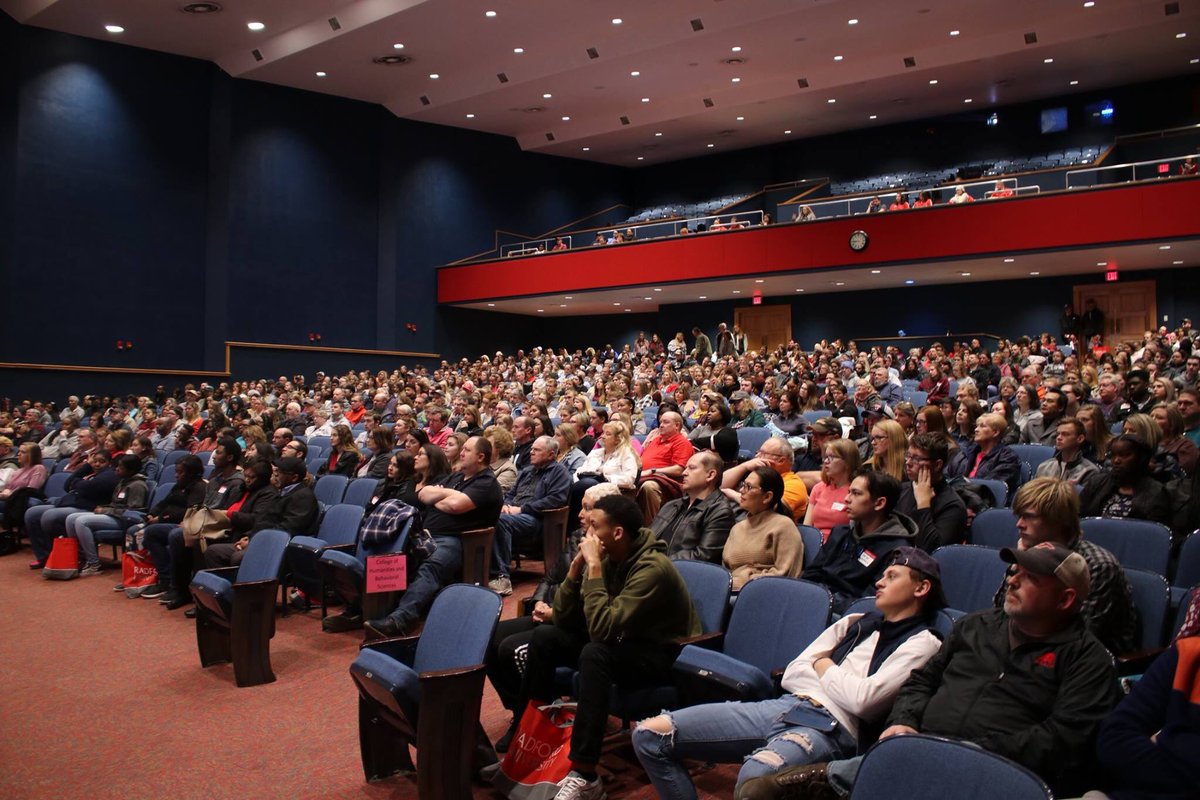ReadyforRadford's tweet photo. #ThrowbackThursday
We sure did #PackPreston full of the future #Radford2023 #HighlanderFamily at our most recent #HighlanderDays2019 — make sure to join us for one of our next two dates: April 13th and April 27th!
(https://t.co/iWVREGLun6) https://t.co/amzlKvDGyM