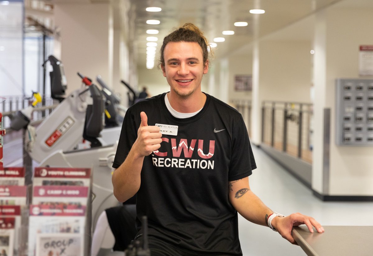CWURecreation's tweet photo. Hey #Wildcat staff, faculty, and alumni: We appreciate you! Take a break and come enjoy our facilities today! Not sure what we offer? Check out what #CWURec has in store, online, at https://t.co/yqzTEvfTrn. #RecFam #CWUWildcats #StaffAppreciation #CWUAlumni #OneBigCat https://t.co/Klb21U94kF